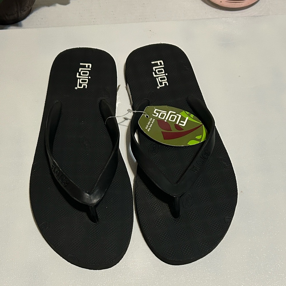Flojos Classic Black Sandals